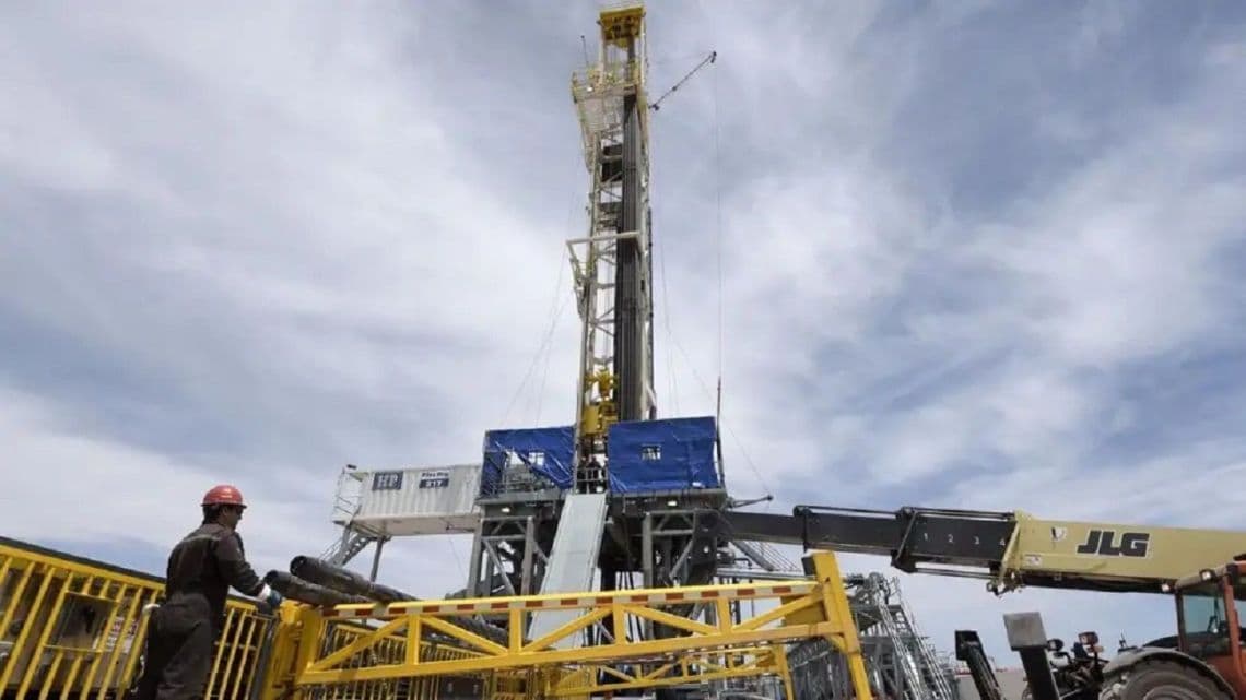YPF anunció una inversión de US$25.000 millones: buscan acelerar el desarrollo de Vaca Muerta
