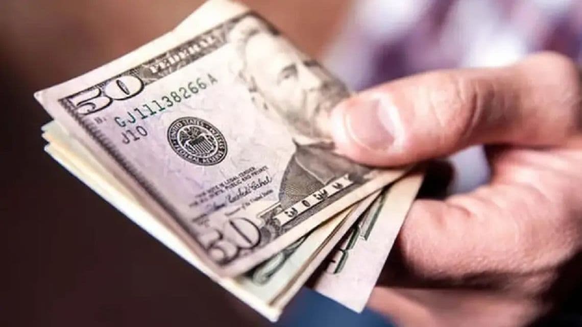Movimientos del dólar en Argentina, Colombia y Perú