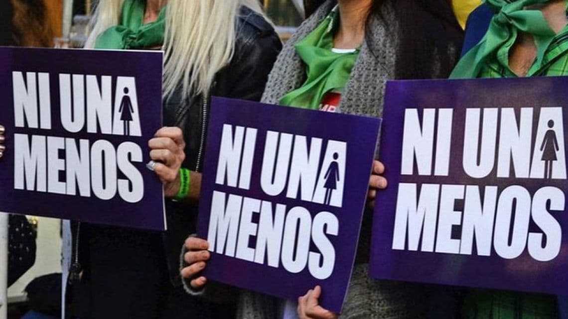 Argentina: Masiva manifestación del movimiento “Ni Una Menos” tras el asesinato de una joven