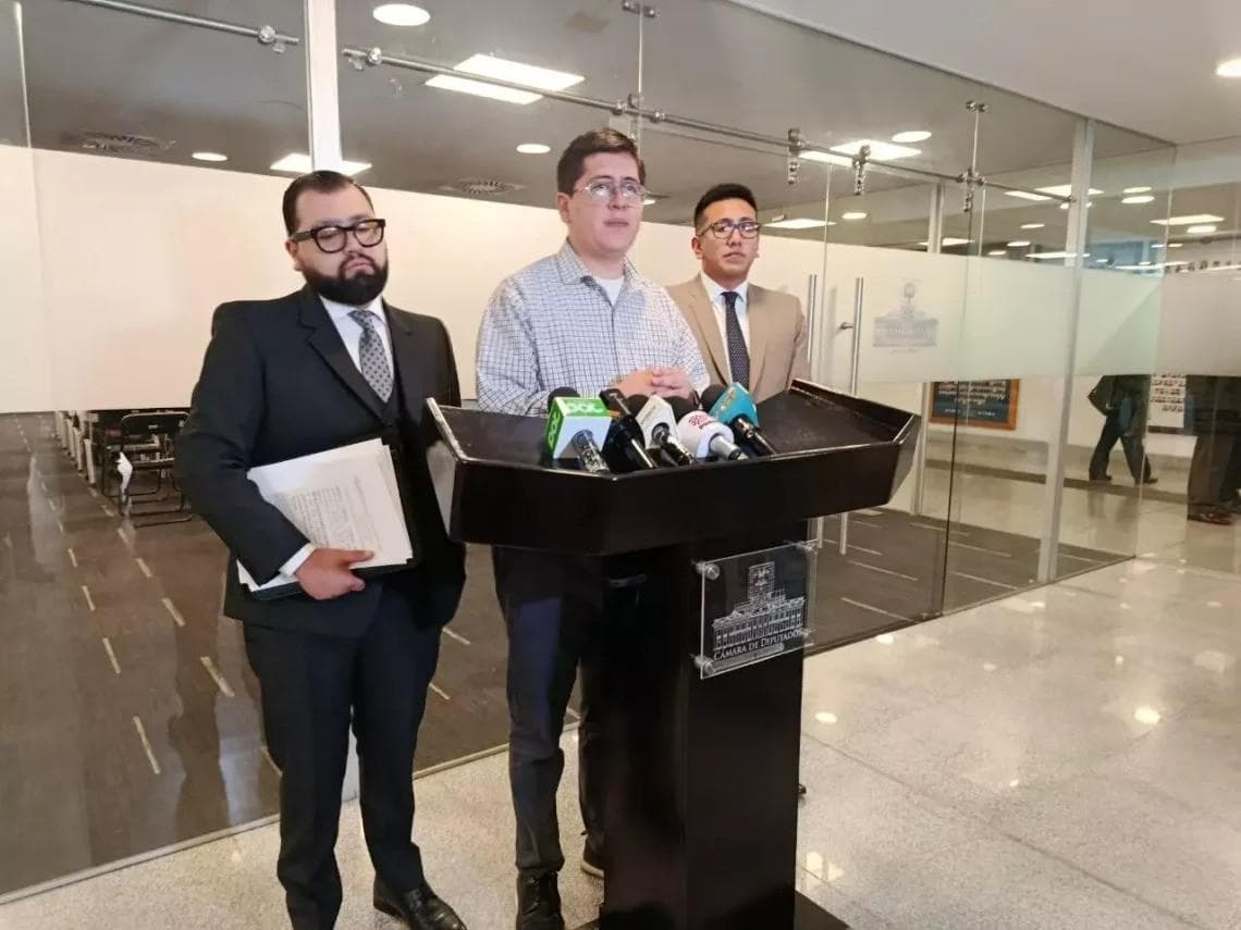 Diputado exhorta a diálogo y puente humanitario en La Paz