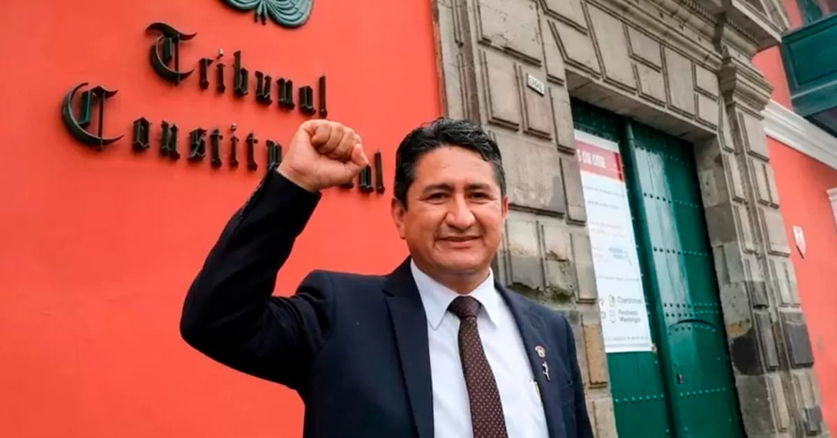 El Tribunal Constitucional anula la orden de prisión preventiva contra Vladimir Cerrón